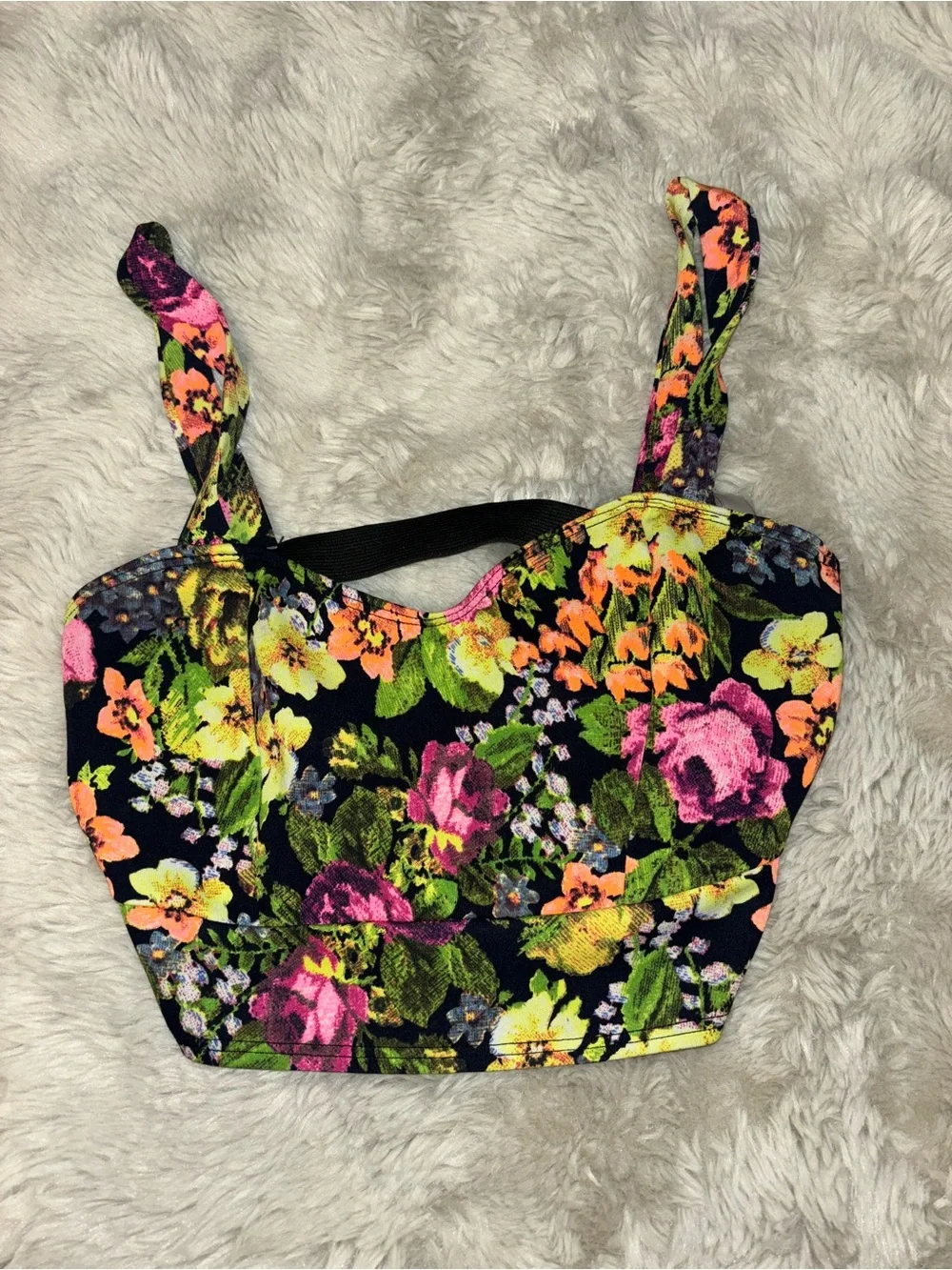 Flower top - Picture 1 of 2